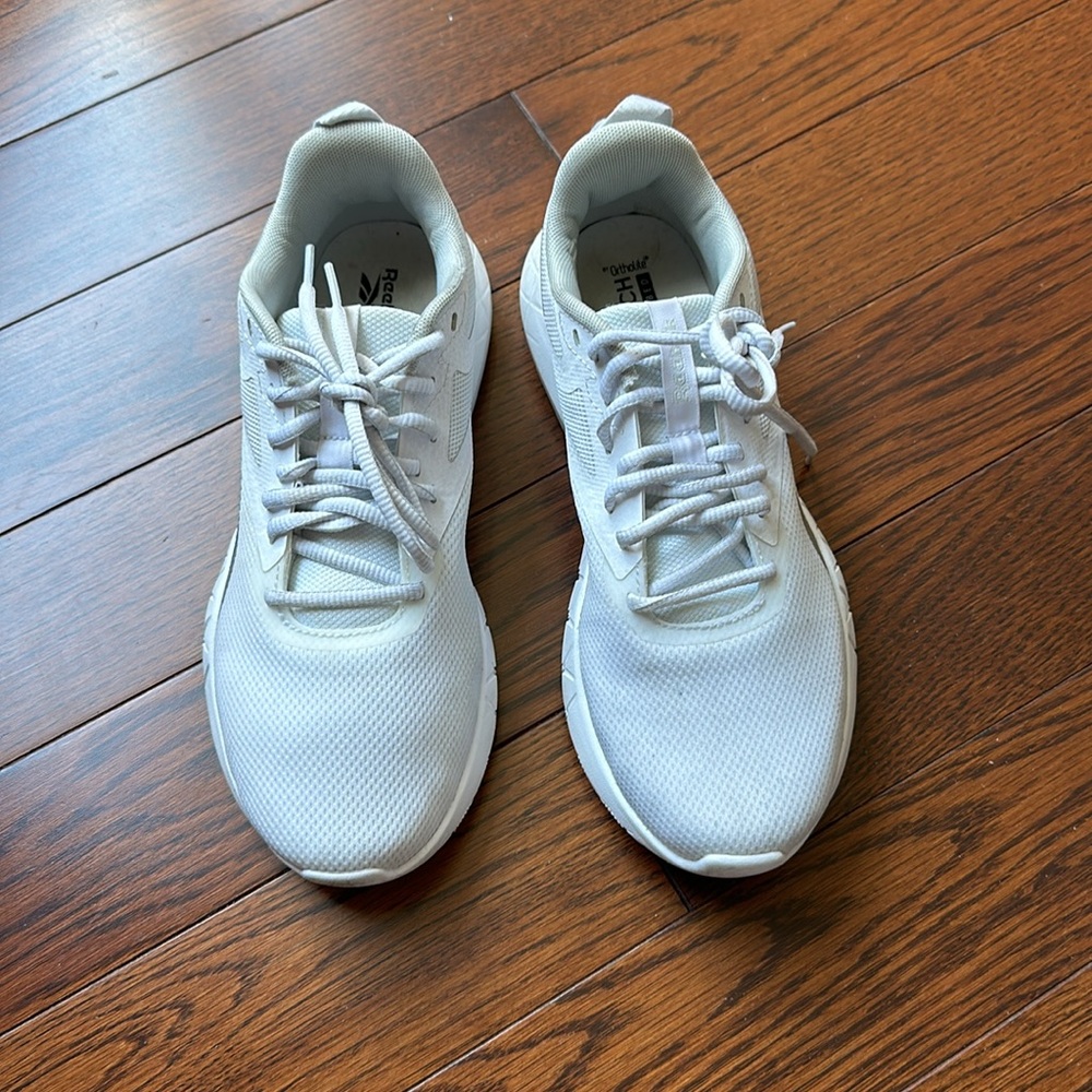 👟 Reebok Training shoes 🛍️🛍️ - Picture 3 of 7